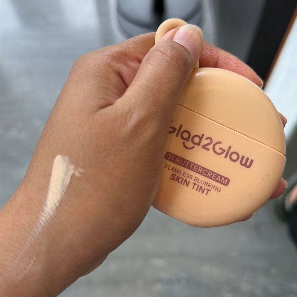 Flawless Blurring Skin Tint - 01 Buttercream imgfdn-759bd3d9-f968-4cad-979b-17791ea54936