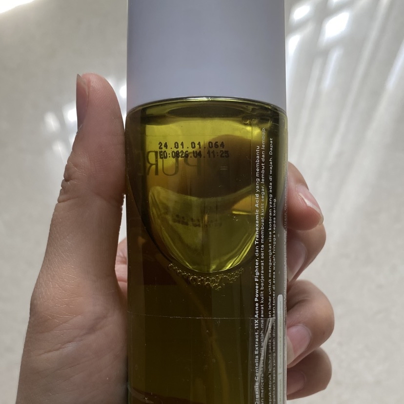 Centella Asiatica Acne Clear Hydrating & Calming Toner imgfdn-21455485-3795-44eb-9377-161142dfbf40