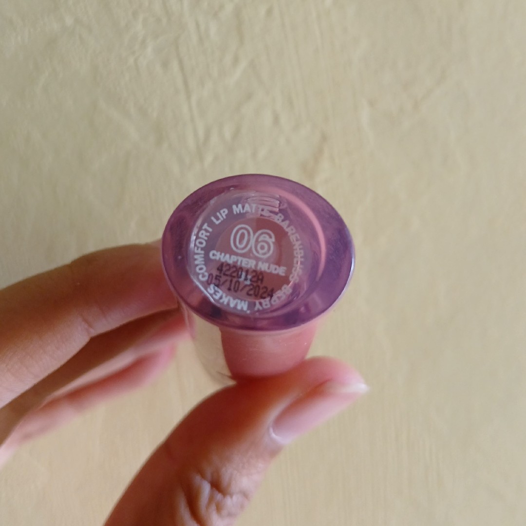 Berry Makes Comfort Lip Matte - 06 Chapter Nude imgfdn-348cf336-d4b0-40e8-bd54-966bd120064e