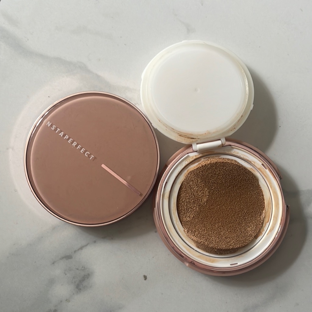 Skincover Air Cushion - 22 Light Ivory imgfdn-00122fd8-caab-428d-b9c5-abeec006bb8d