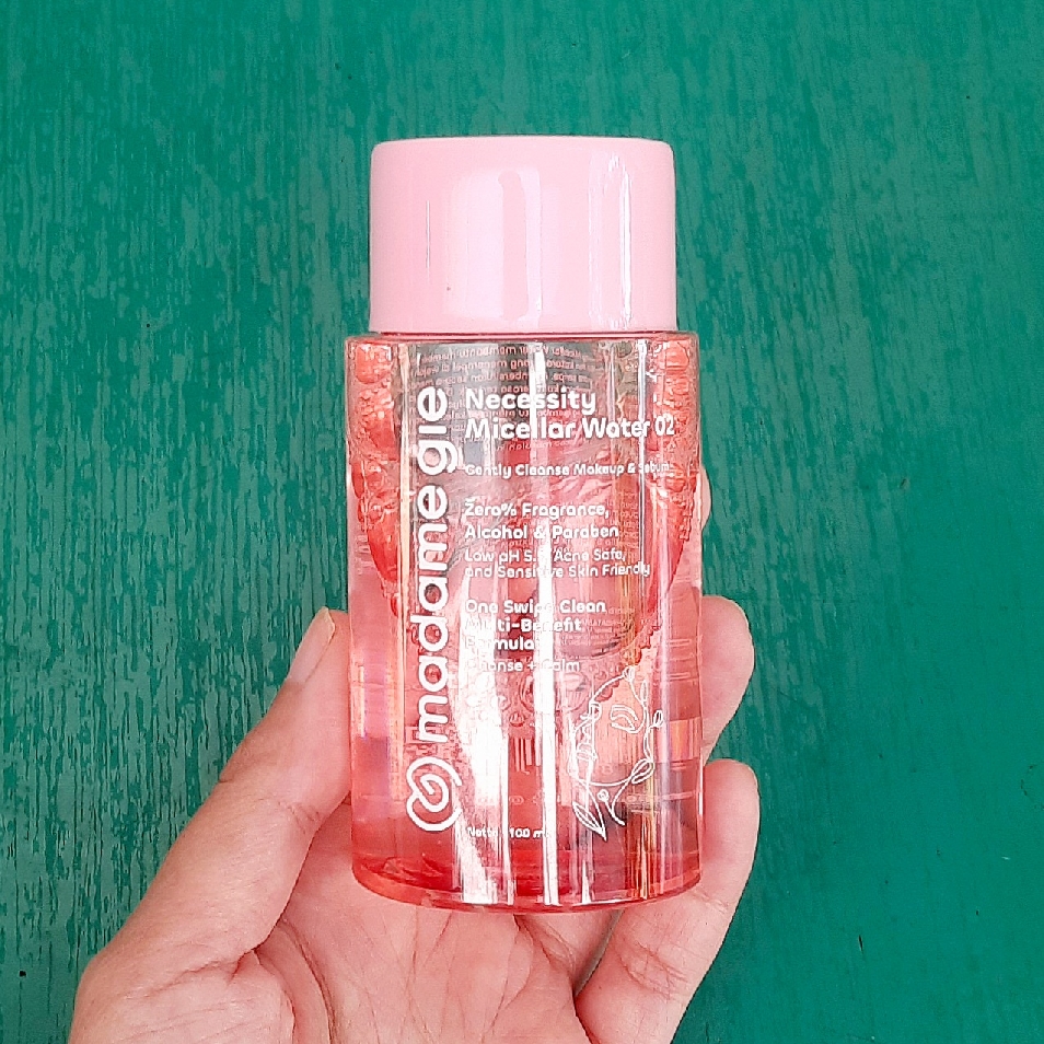 Necessity Micellar Water 02 imgfdn-287f5b8e-e402-4b6b-aadd-a082b47e0ccc