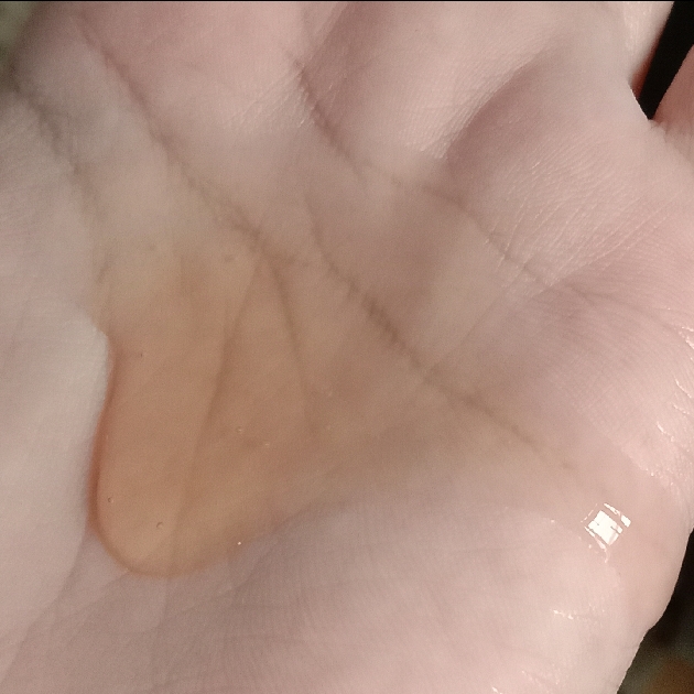 Natural Extract Shampoo - Tea Tree Oil imgfdn-33e80361-2101-4641-bea6-63af91fd7401