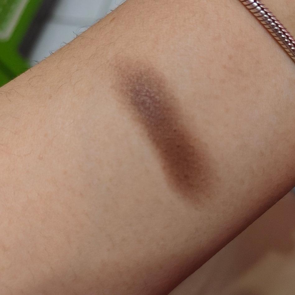 My Fave Piece Eye Shadow - 20 Two Shot Americano imgfdn-8e803404-4b6a-4d11-ba69-41ba07a7aba3