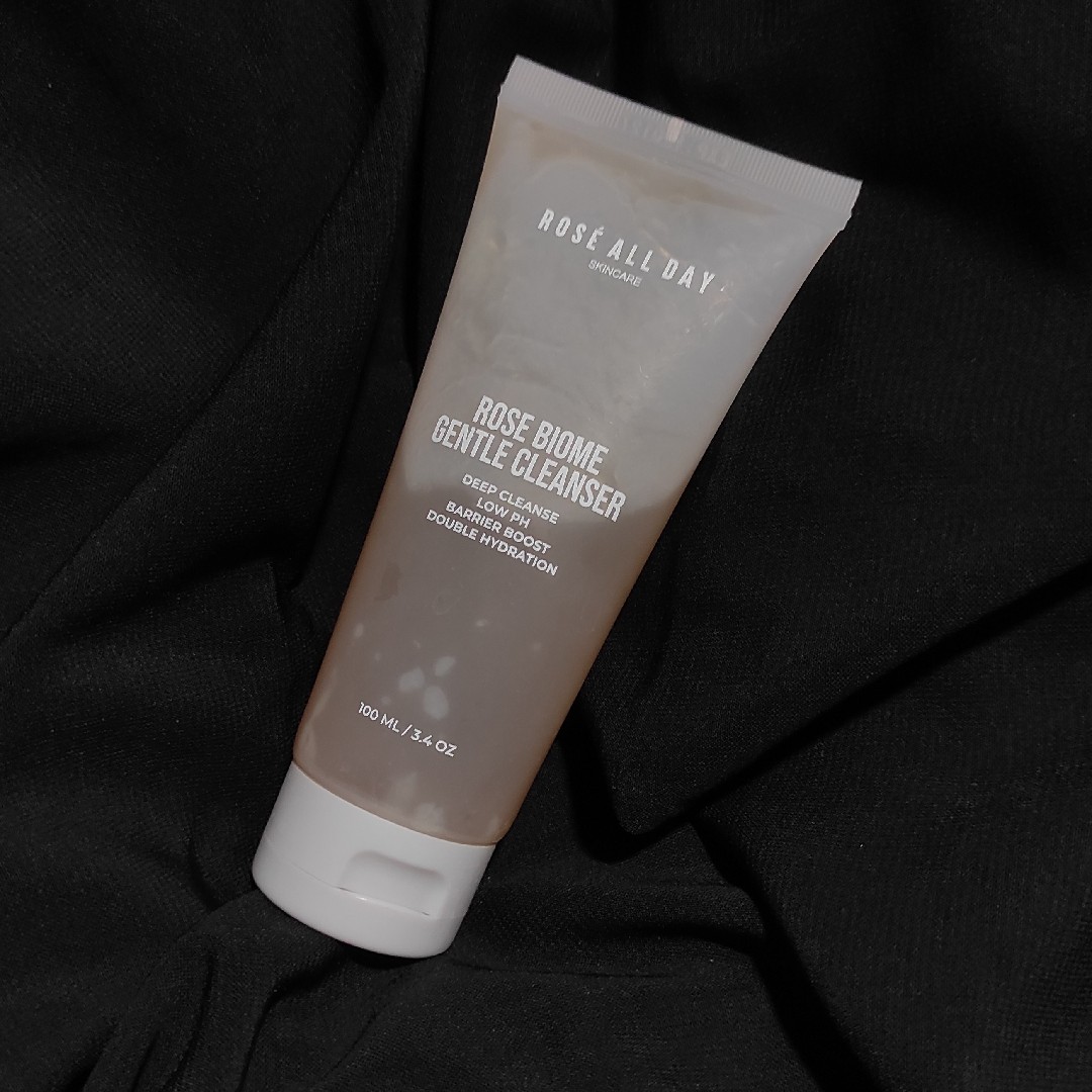 Rose Biome Gentle Cleanser imgfdn-24831364-d93f-44f8-afe5-78d14304652f