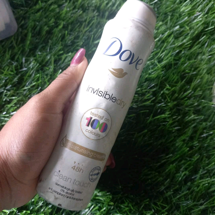 Invisible Dry Antiperspirant Deodorant Spray imgfdn-79a04257-08f8-408b-a0eb-ab36c1049d6b
