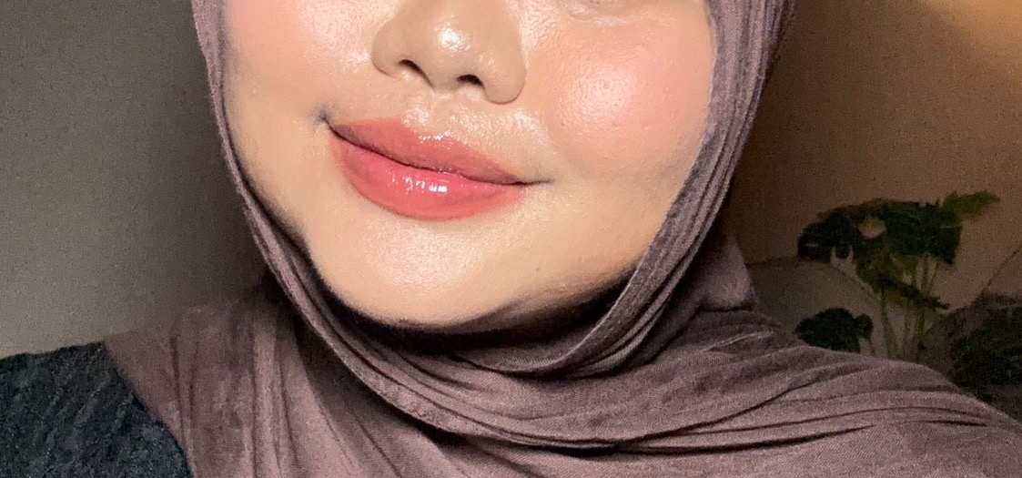 Ceraplump Tinted Lip Balm SPF 25 PA++++ - 02 Sorbet imgfdn-c85ee0b6-68ff-493c-b859-83b203fe96fb