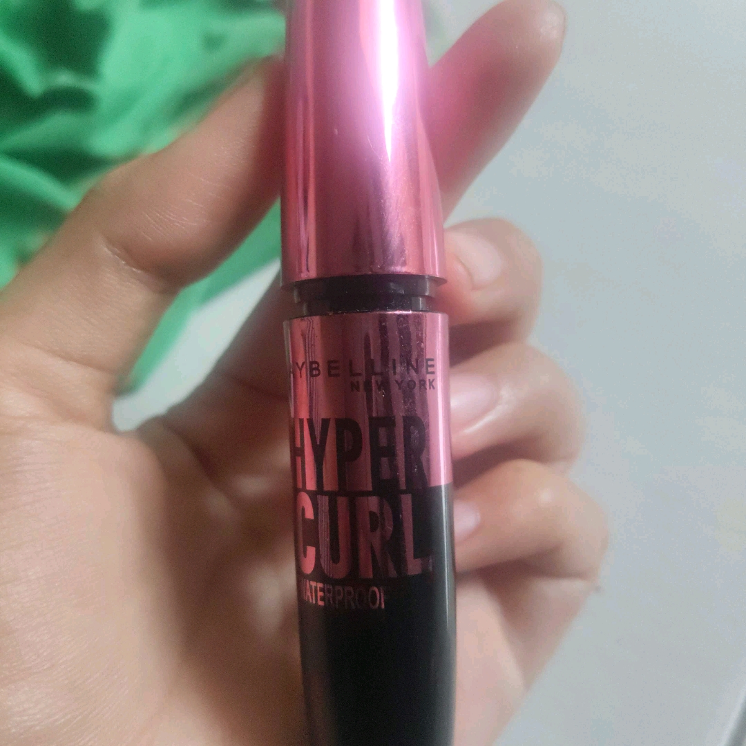 Hyper Curl Volum' Express Mascara imgfdn-c3621e85-8e6d-434f-83c7-68bad5314a41