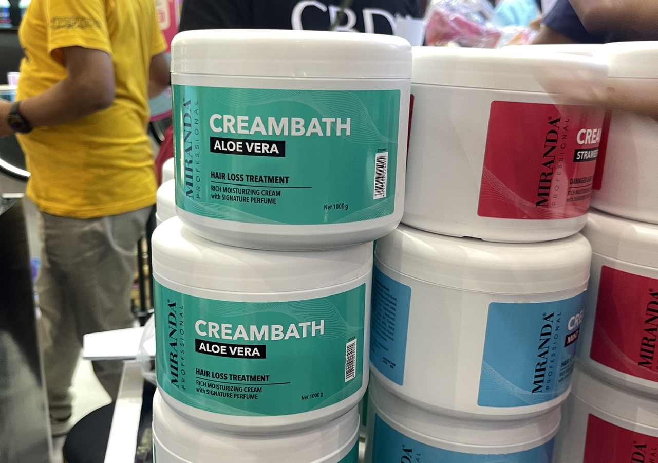 Keratin Pro Daily Use Hair Mask - Keratin Pro Series imgfdn-5b1870df-9233-42b9-a5f8-a92ea4e6a4b7