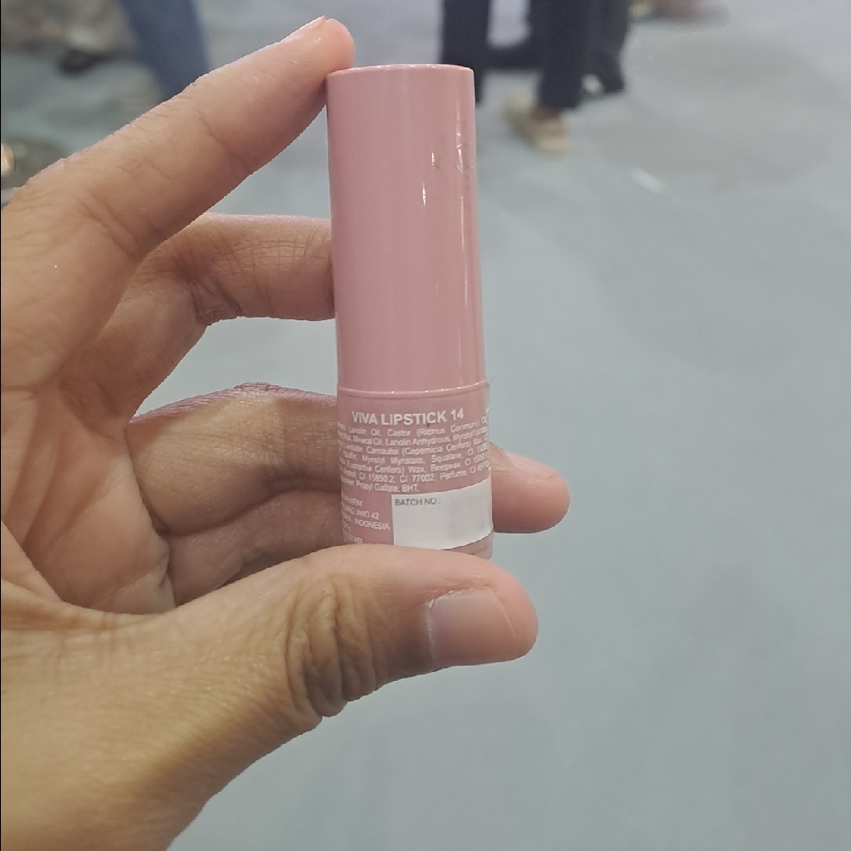 Viva Queen Revitalizing Eye Serum imgfdn-7a68a7a1-6d6c-47f0-a99e-817d62d3ffa4