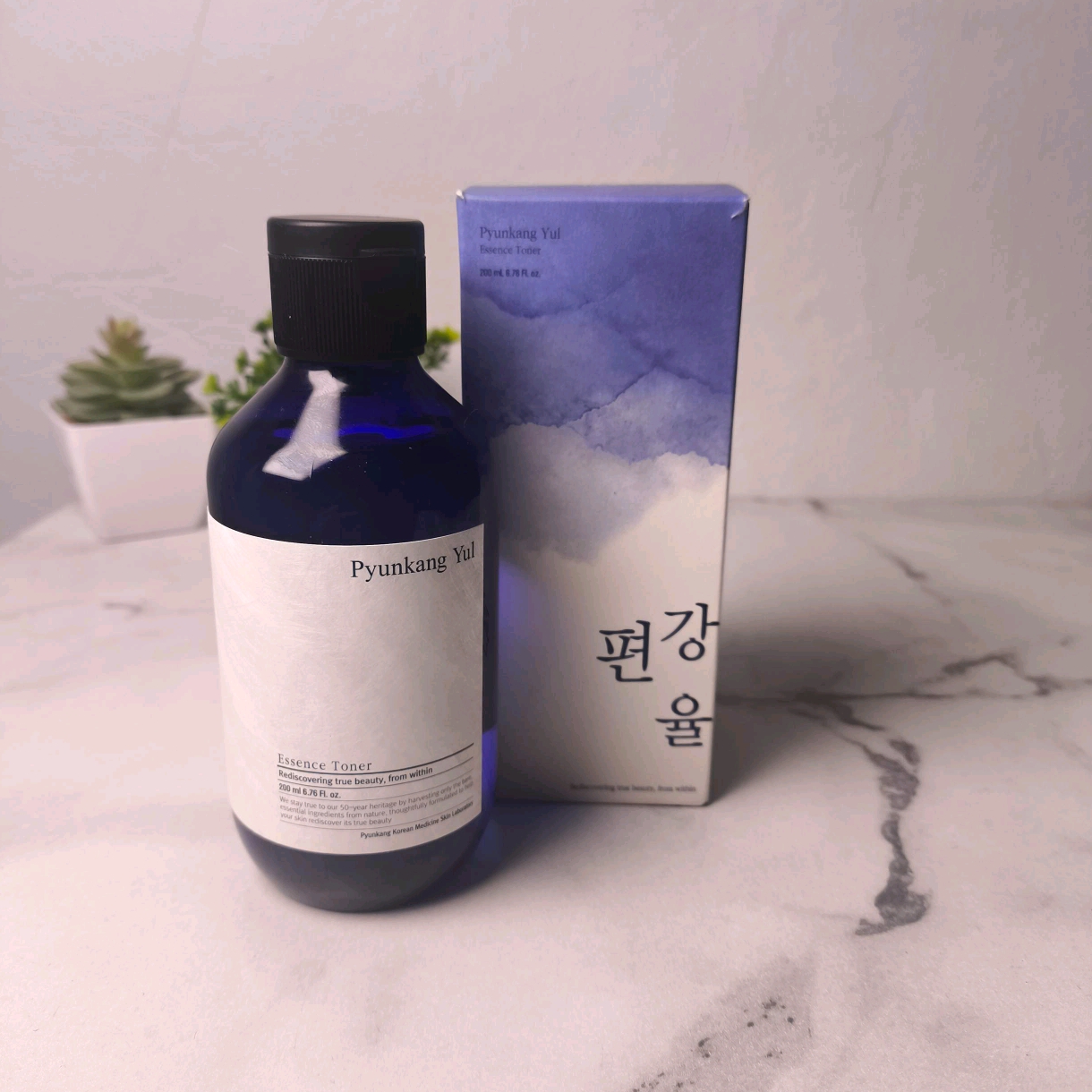 Essence Toner imgfdn-7675da08-a253-45d4-b275-ed7346401732