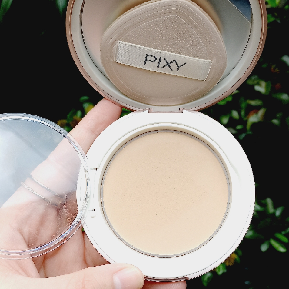 Fixed Matte Powder Foundation - 202N Light Ivory imgfdn-b129c780-c3ad-48d6-a992-4c30ea8780c3