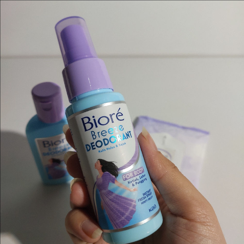 Breeze Deodorant Instant Fresh Spray - Minty Fruity imgfdn-eb9b4312-d06b-4599-9f1e-edcabbe1b140