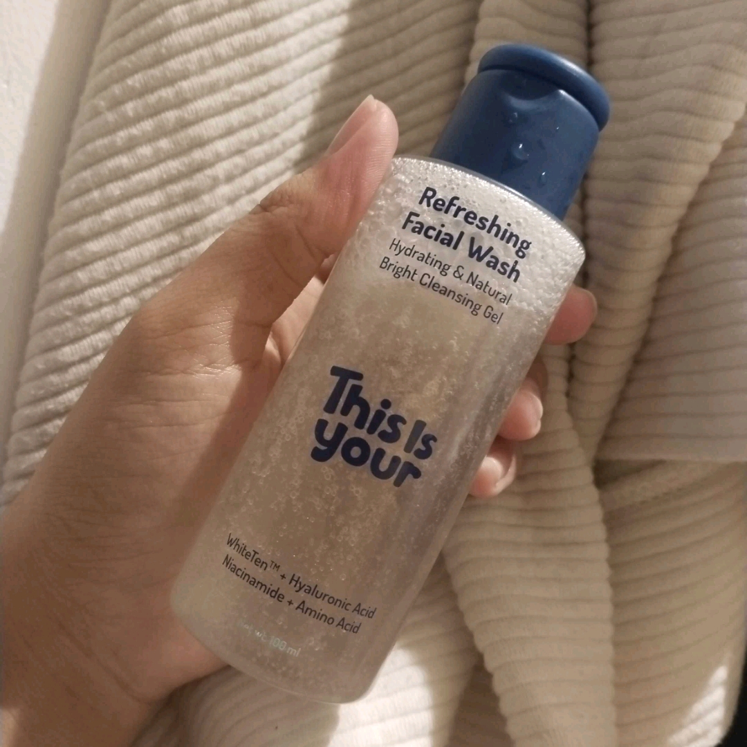 Refreshing Facial Wash imgfdn-f612e328-6765-4052-a7cd-0986b2b855ca