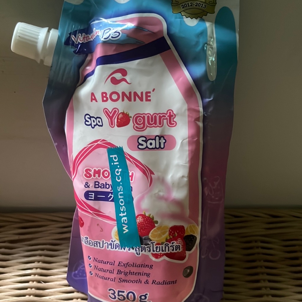 Spa Yogurt Salt imgfdn-383245f3-34fe-4523-9749-73f7ff4668f8