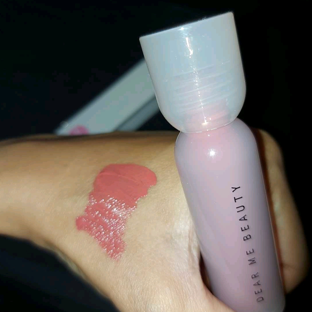 Hydraglow Lip Stain - Dear Luna imgfdn-1c4fb911-6044-4940-ac00-9752de22de0d
