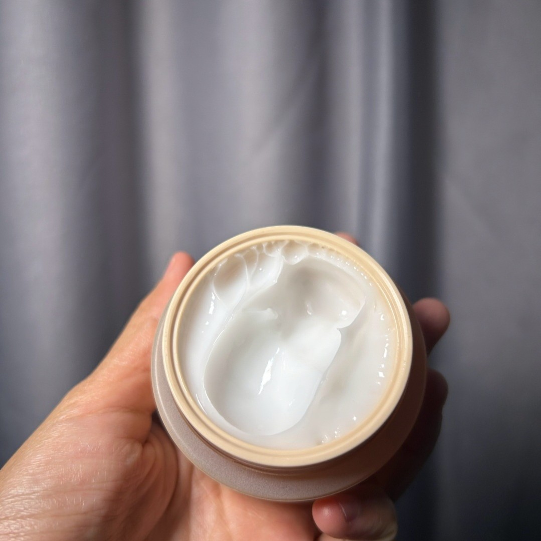 Recombinant Collagen Gel Moisturizer imgfdn-32721f93-76bf-49c7-8f43-a90cdd53b029