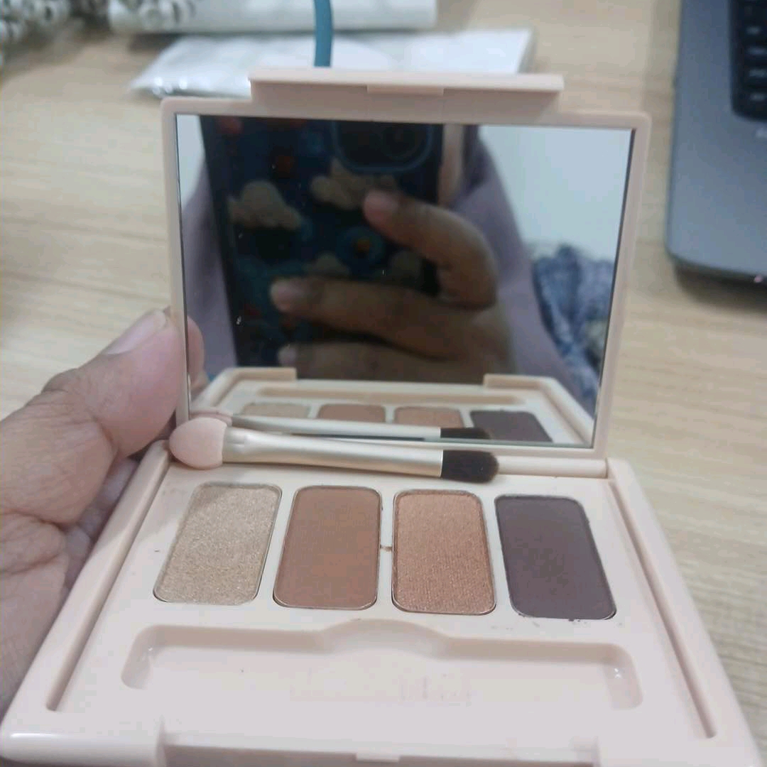 Colorfit Quad Eye Palette - 01 Brunette Dawn imgfdn-e9d9521a-8c9e-4e7c-8b9e-8b2b162396fb