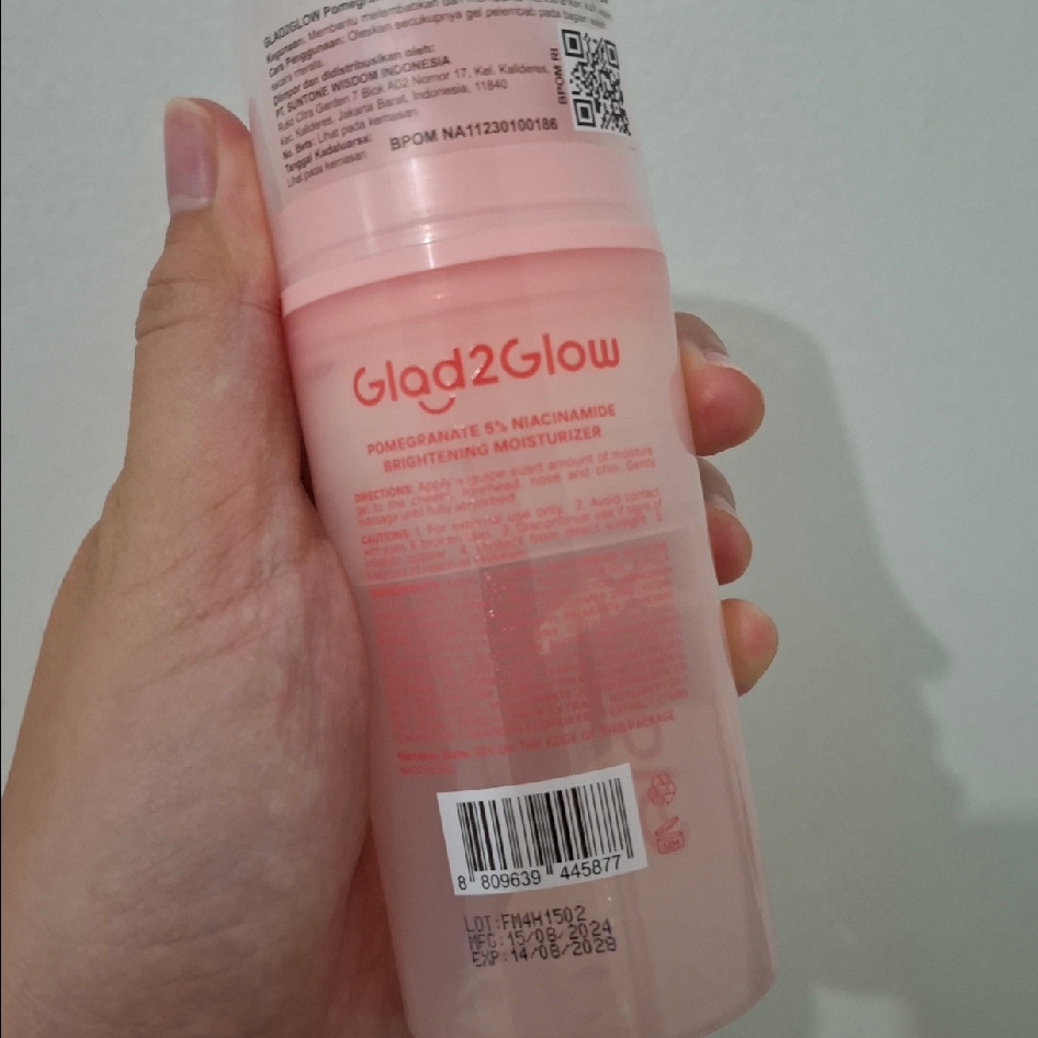 Pomegranate 5% Niacinamide Brightening Moisturizer imgfdn-4a63e133-3984-425f-a4ba-459431a06999