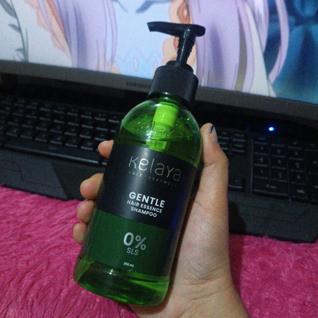 Gentle Hair Essence Shampoo imgfdn-6e9d7c66-b9d2-4059-a22f-d43850da07c5