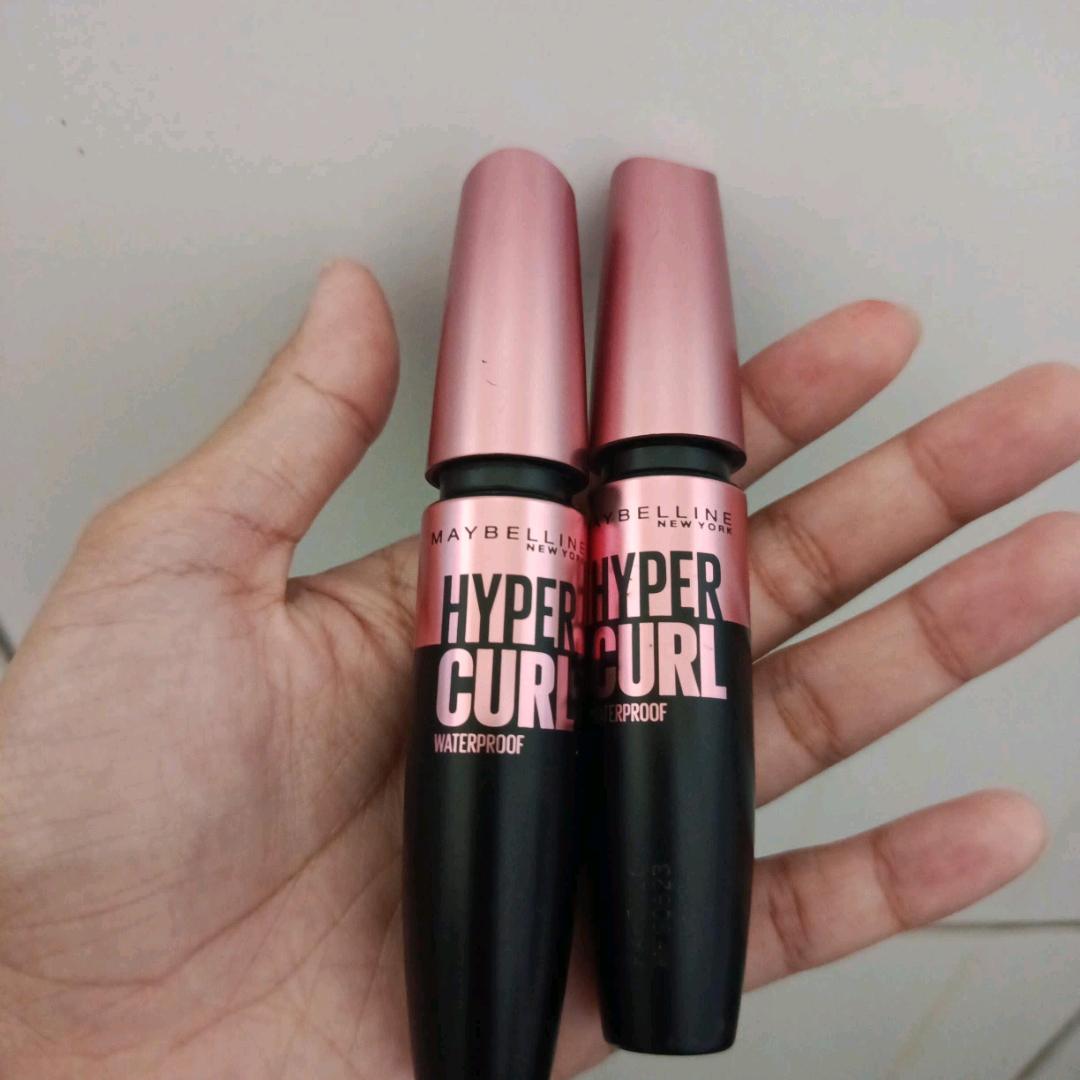 Hyper Curl Volum' Express Mascara imgfdn-92cee190-064c-4b88-bbcc-1dd298283b4c