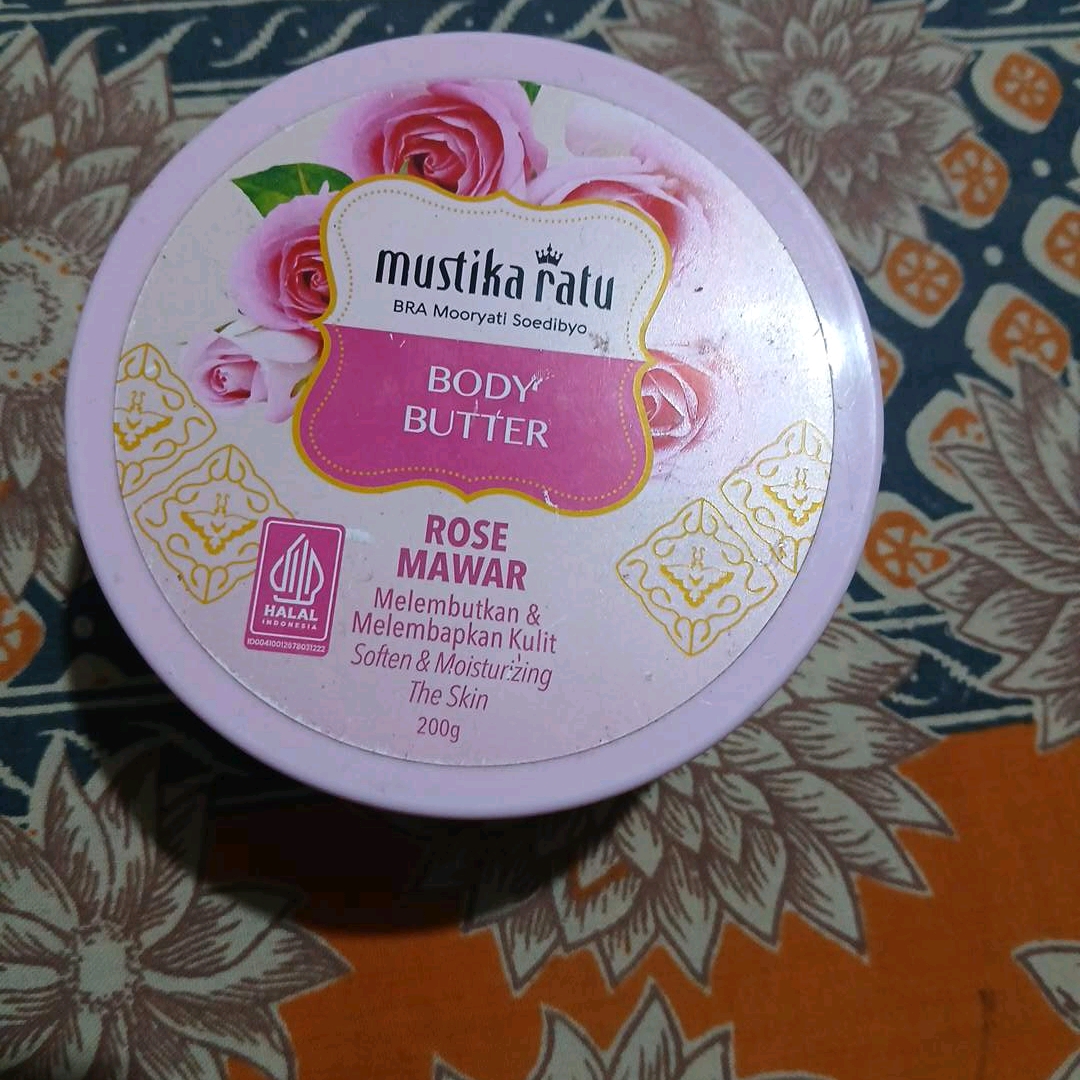 Body Butter - Rose imgfdn-9531ea9c-b193-4934-bc05-e1743bf80f78