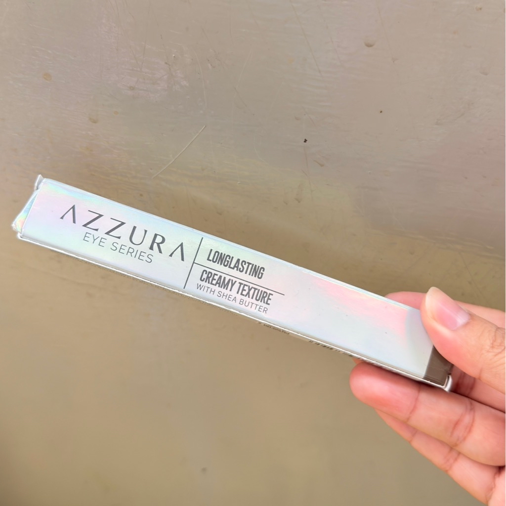 Natural Look Eyebrow Matic - Medium Brown imgfdn-ed16fa39-59e9-42cb-ac5e-f9e2683c80f5