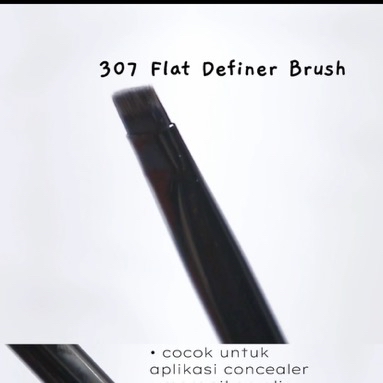 307 Flat Definer Brush 2.0 imgfdn-d993388f-7a8d-4bd8-b24b-7a8967165c04