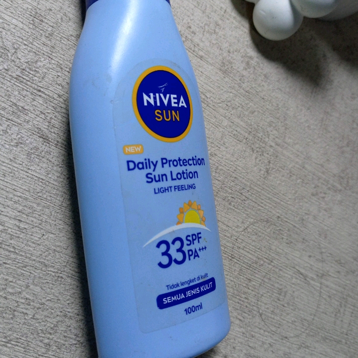 Daily Protection Sun Lotion SPF 33 PA+++ imgfdn-84db2fc1-21e7-4997-b9df-95471ff931f4