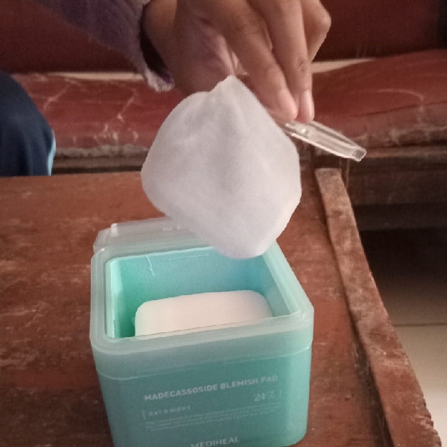Madecassoside Blemish Pad imgfdn-a5b45acb-e23d-4166-af8b-d99546bfc474