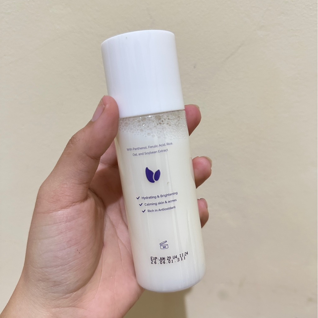 Hyd-rice-ing & Brightening Essence Booster imgfdn-35af1d9c-58b7-4fab-bdd3-eea68e0b9ba6