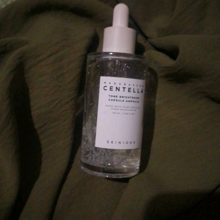 Centella Asiatica Tone Brightening Capsule Ampoule imgfdn-621641ee-54c1-4775-bef3-e9f2bae5053b