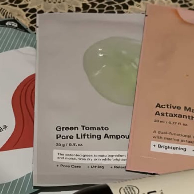 Green Tomato Pore Lifting Ampoule Mask imgfdn-279ed27f-58e3-4cb1-b76b-4c6f130b1aa8