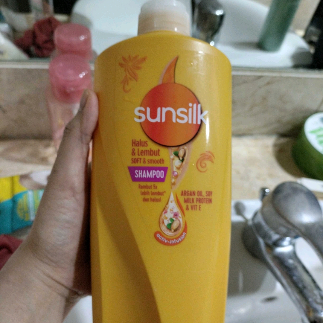 Soft & Smooth Activ-Infusion Shampoo imgfdn-da03dd02-f5f0-4239-ab2d-231a51018207