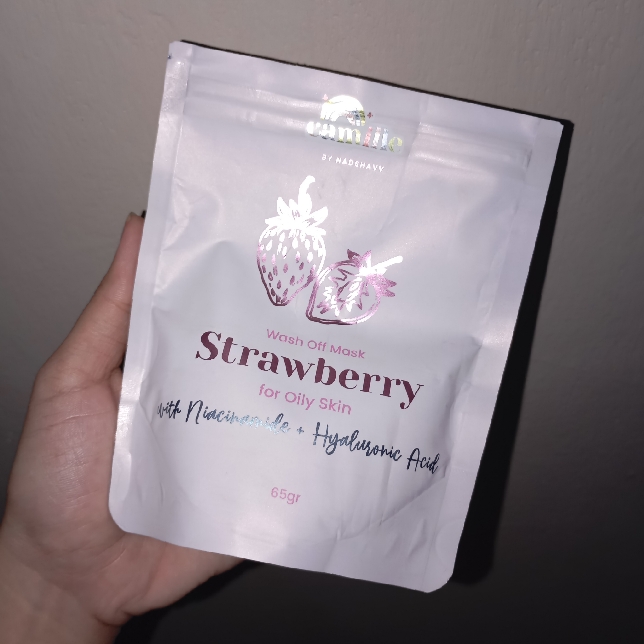 Strawberry Wash Off Mask With Niacinamide & Hyaluronic Acid imgfdn-780cc8ba-1b2d-4ece-8772-802f761a92cc