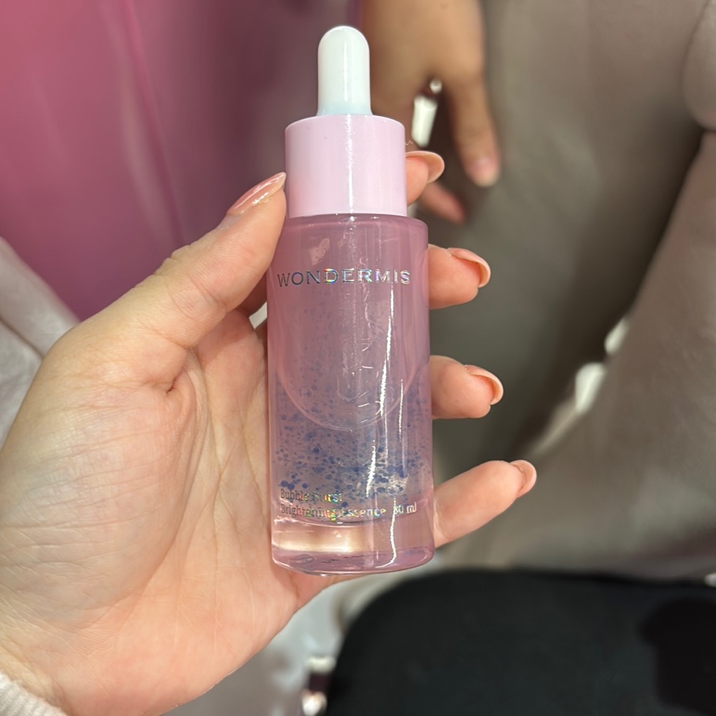 Bubble Burst Brightening Essence imgfdn-16d52bee-dbf6-4490-a130-5f65d6df07f8