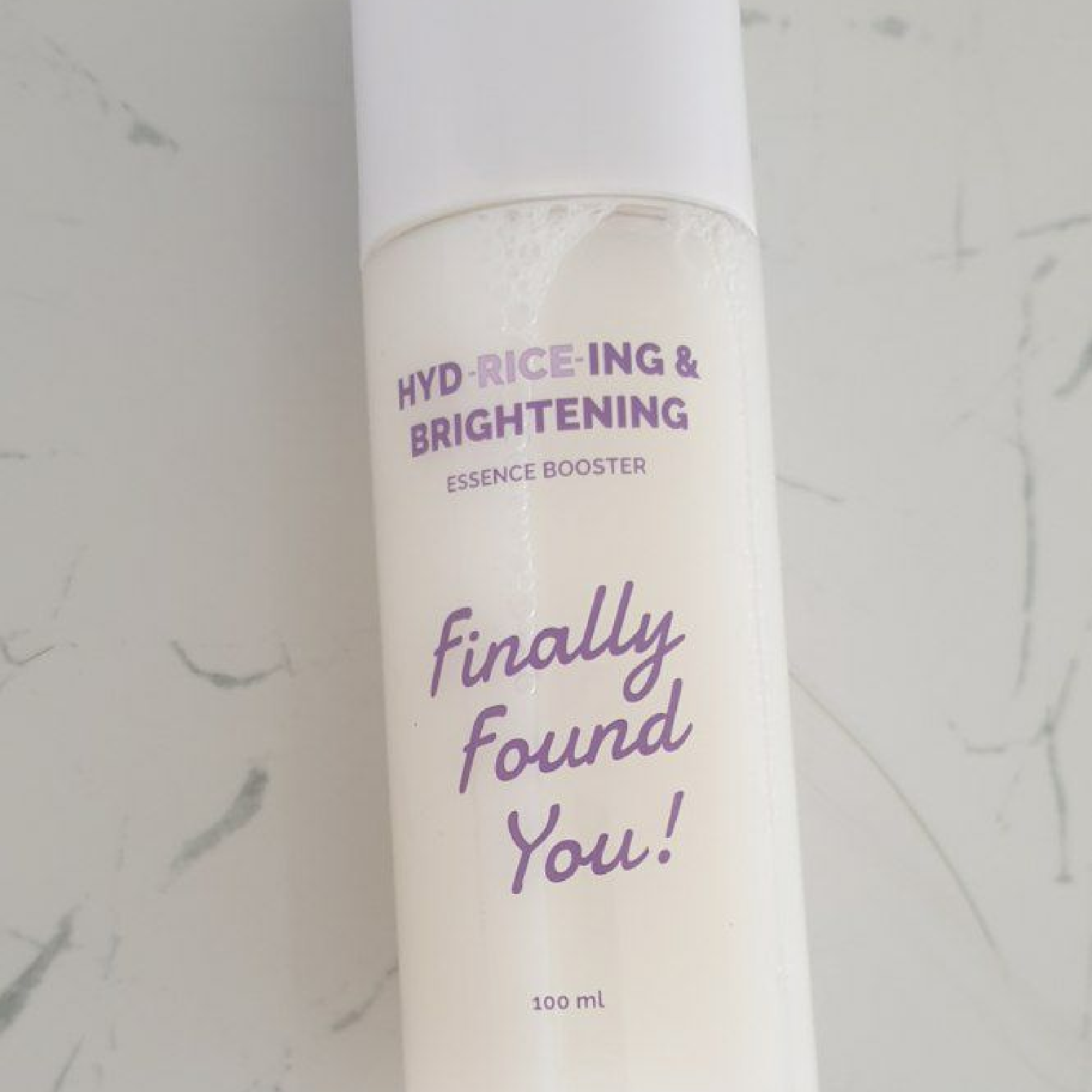 Hyd-rice-ing & Brightening Essence Booster imgfdn-e9ed8562-84f2-43c1-8977-115a4c794d8d