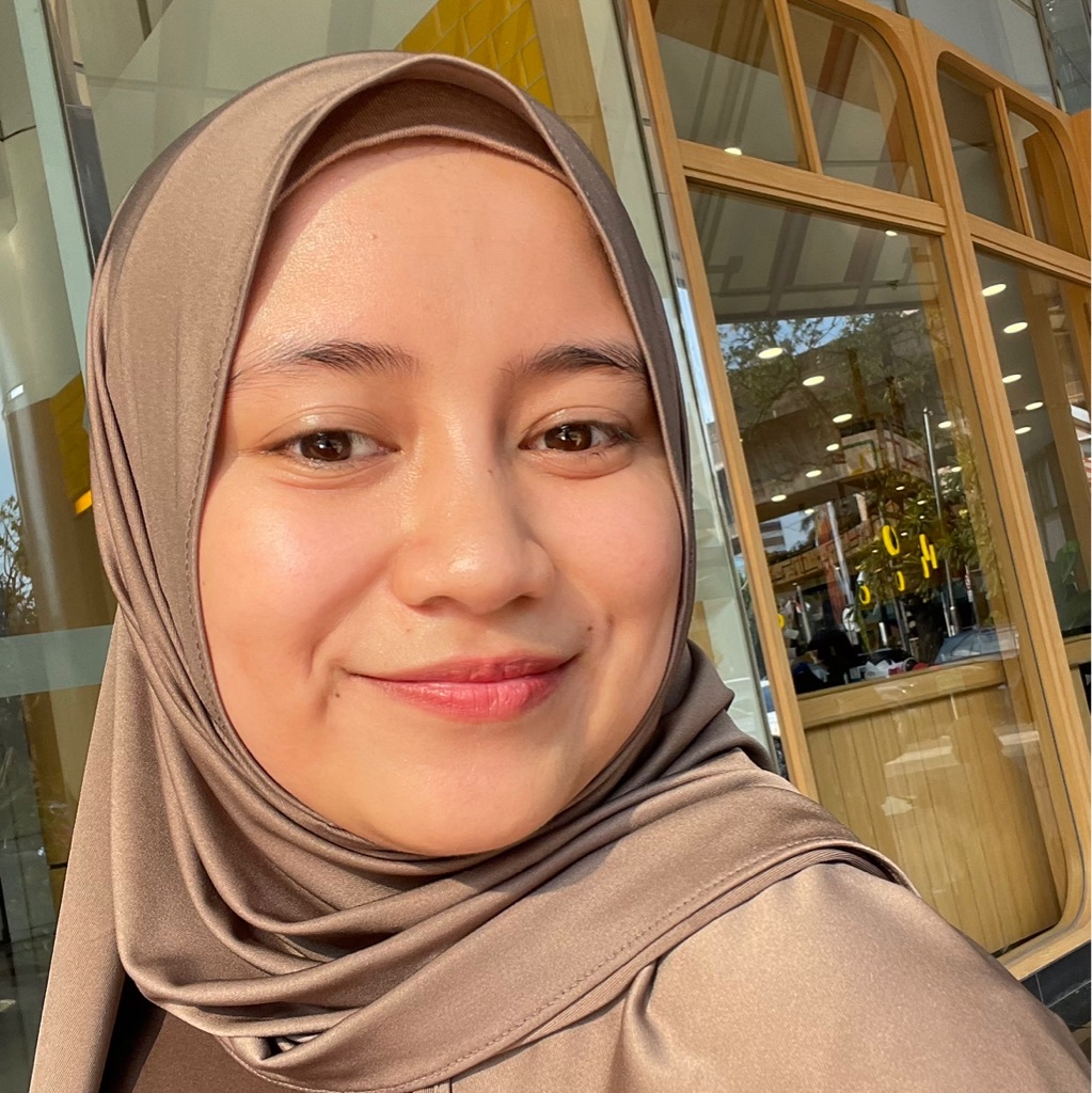 Multi-Pigmentation Brightening Serum imgfdn-88b64eeb-8ec6-420d-9812-e461e26e685a