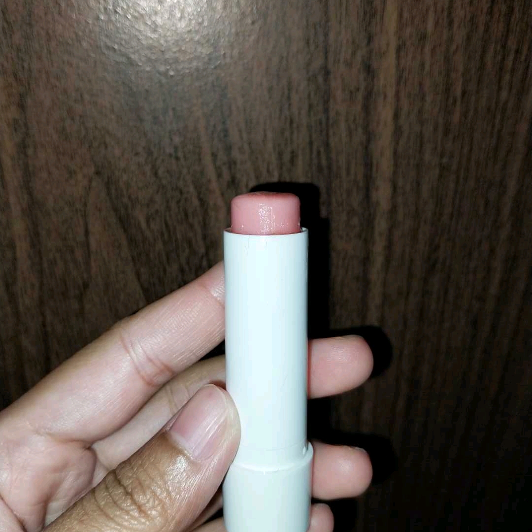 Lip Therapy Stick - Rosy Lips imgfdn-13e3658a-37f0-4023-a712-3ad3d321ba36