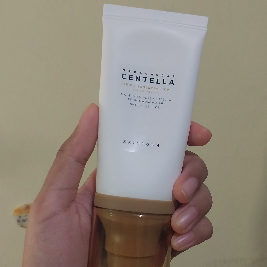 CENTELLA AIR-FIT SUNCREAM LIGHT SPF30 PA++++ imgfdn-0bb1c5fc-3b75-417d-bc94-ef5b80677bb9