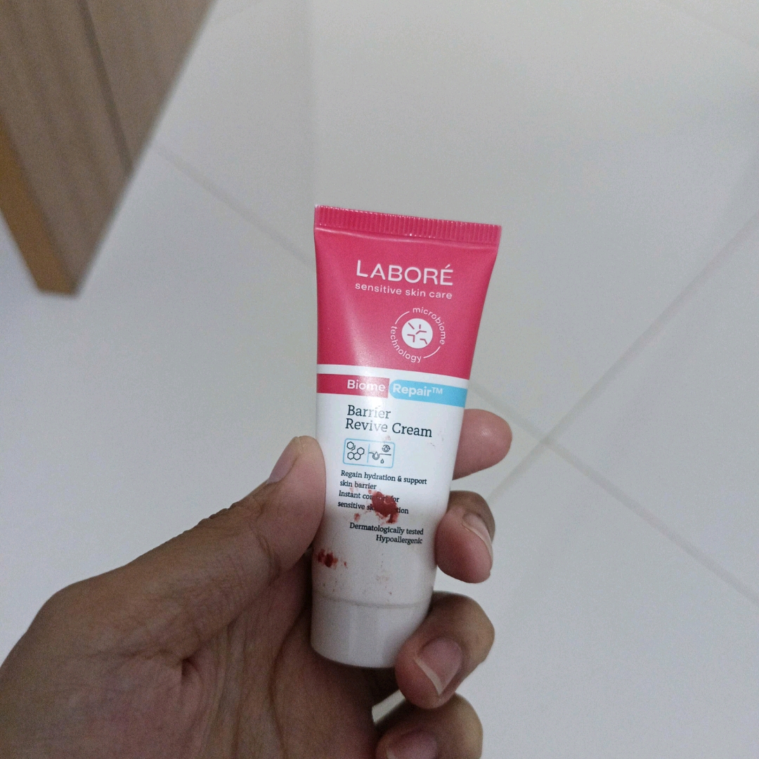 BiomeRepair™ Barrier Revive Cream imgfdn-66ef0c85-5776-44a0-b15f-430f89055305