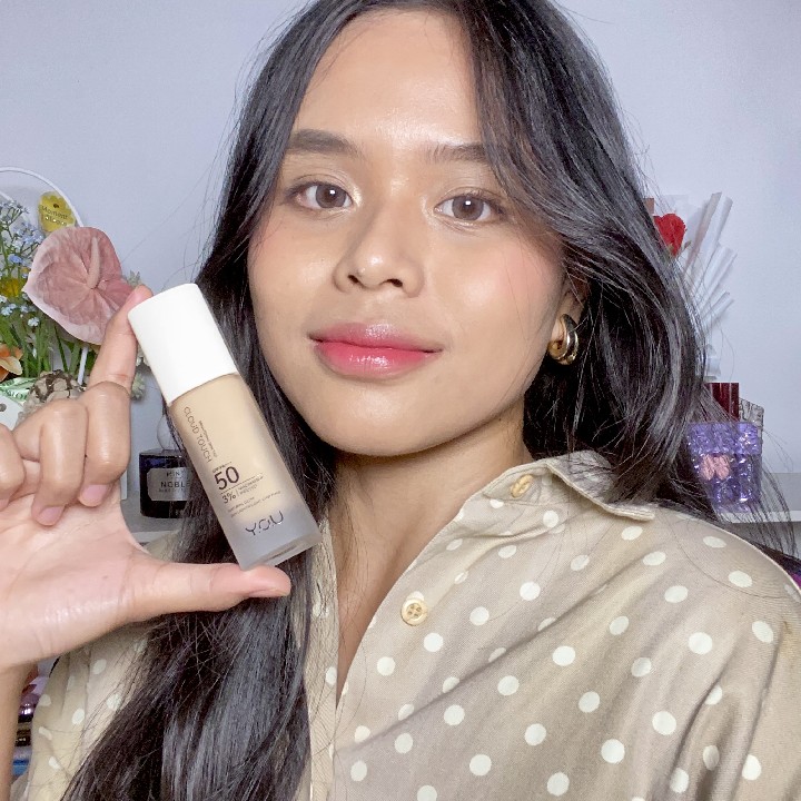 Cloud Touch 3% Niacinamide Brightening Skin Tint - W708 Creme Beige imgfdn-ef38266d-498e-4f0e-8dd9-3865a6614f1d