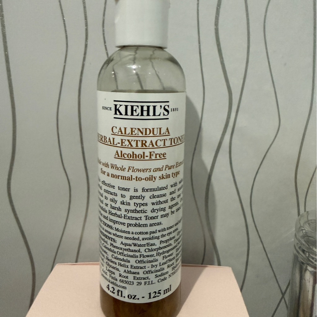 Calendula Herbal Extract Alcohol-Free Toner imgfdn-6944e32d-6691-48cc-8d55-3373f0df3cd8