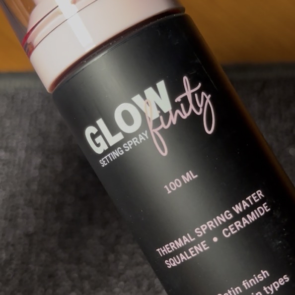 Glowfinity Setting Spray imgfdn-cd9b7b2e-a10c-4225-9e65-e581dde88b42