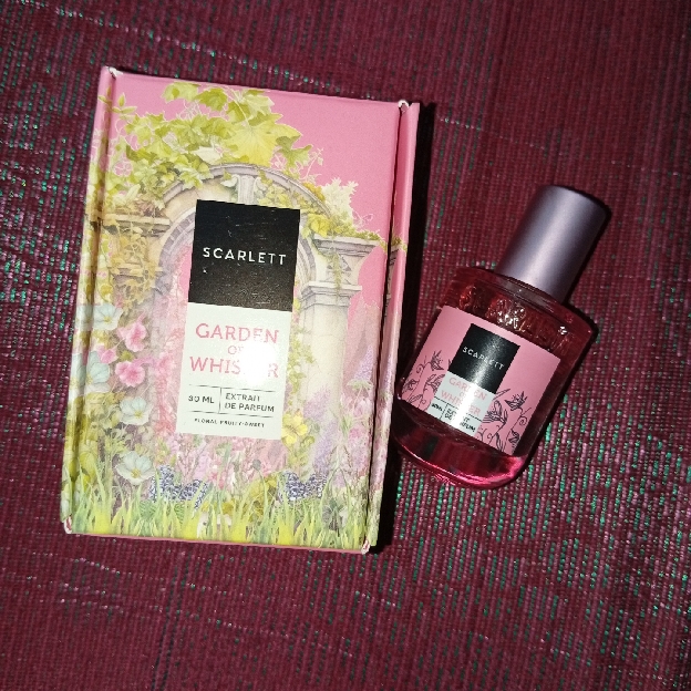 Extrait de Parfum - Garden of Whisper imgfdn-a53c4689-09ff-4158-9238-5ddd66785b3e