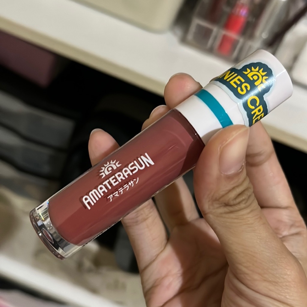 Lip Gloss SPF 29 PA++++ - Nude imgfdn-a3bbe730-91f5-45d2-95ae-40e652ff78db