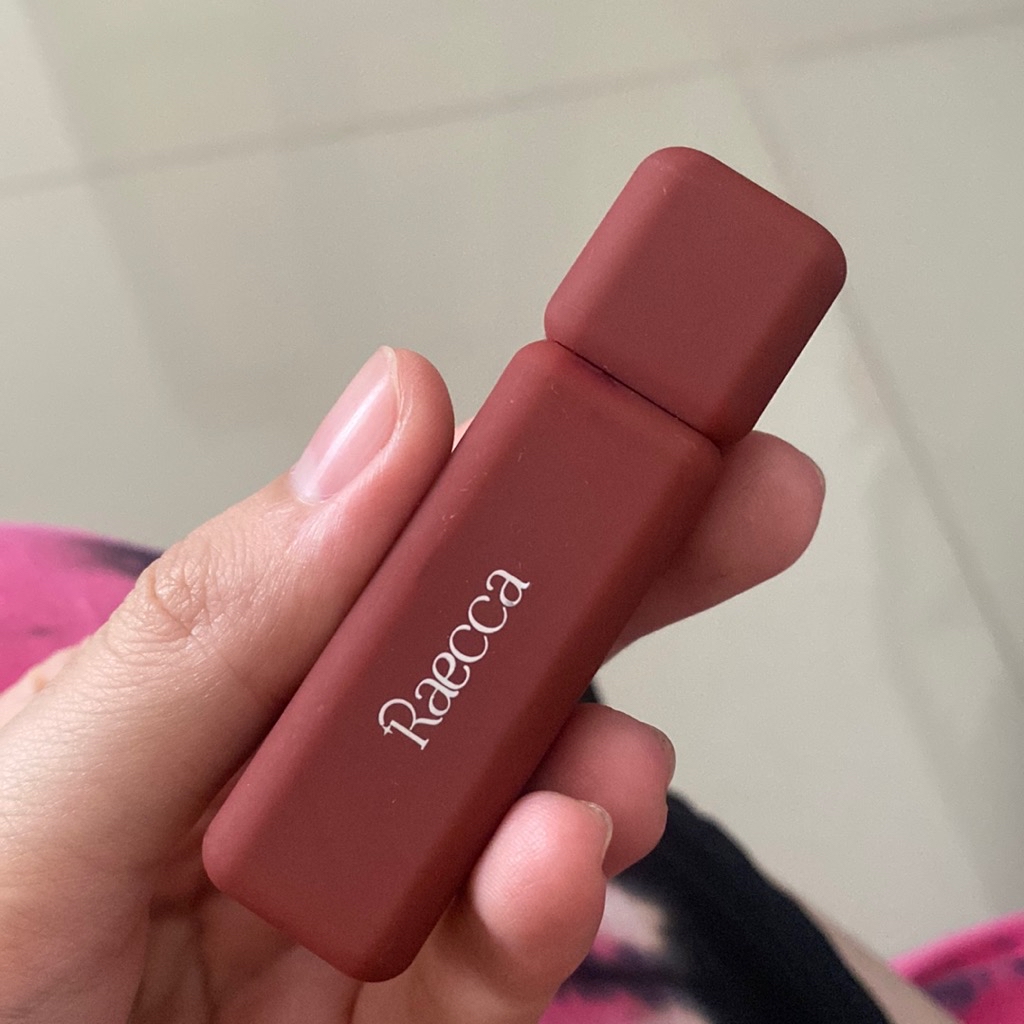 Glow Up Tint - Strong imgfdn-56c21afa-cda9-4bd7-bc6d-93c676fa964a