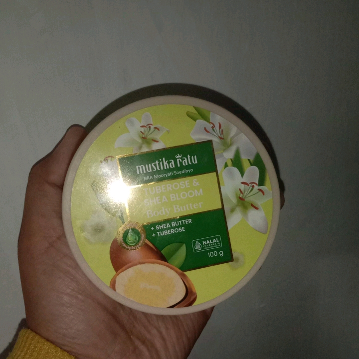 Body Butter - Tuberose & Shea Butter imgfdn-fcb04a5f-a416-41cc-903b-efac8c7e6dbc