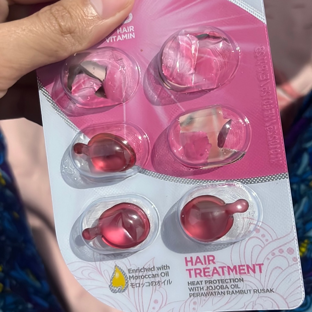 Hair Vitamin - Hair Treatment imgfdn-4a30d448-f152-4ed3-8f53-ce6d67a46cd7