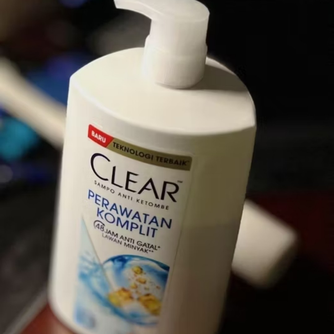 Shampoo Anti Ketombe Perawatan Komplit imgfdn-41c38fac-1263-4a82-aa2e-18345d25f03e