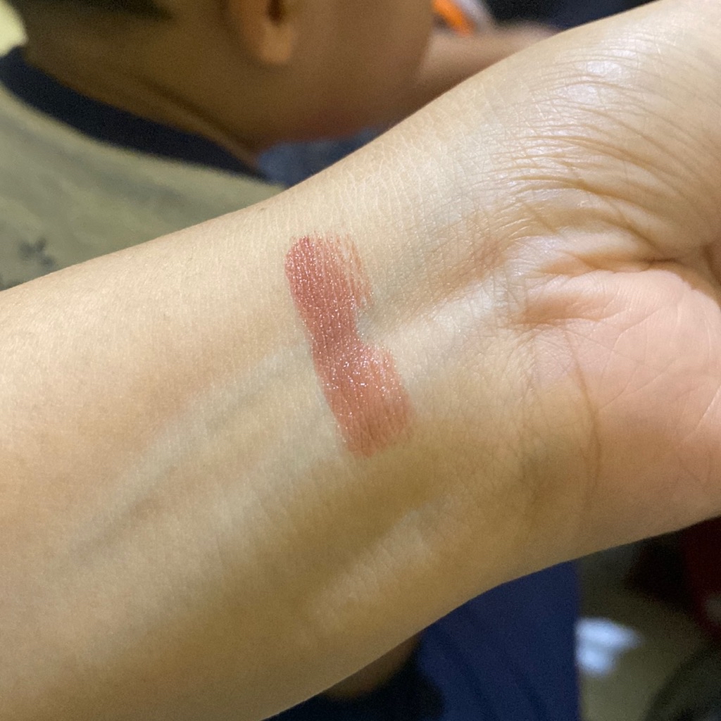Watercolor Hydrating Lipstick - Nude Brown imgfdn-6734232f-eb7c-47fe-accd-c09eaecca91f